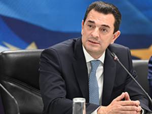 Πρόστιμα €1,44 εκατ. για πλασματικές εκπτώσεις σε Πλαίσιο, Praktiker, Public