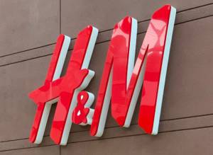 H&M: Άμεση παραγωγή προστατευτικού νοσοκομειακού εξοπλισμού