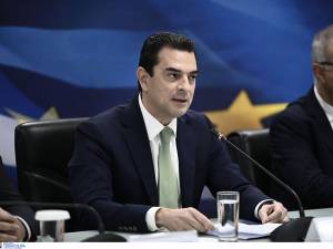 Σκρέκας: Τέσσερα μέτρα για την αντιμετώπιση της ακρίβειας