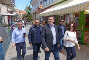 Επίσκεψη του επικεφαλής της περιφερειακής παράταξης «Αλληλεγγύη», Απόστολου Τζιτζικώστα, σε περιοχές του Δήμου Σιθωνίας Χαλκιδικής