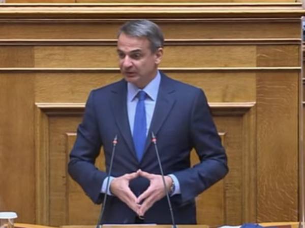 Μητσοτάκης: Panic Button στα κινητά για τις γυναίκες που κινδυνεύουν και χρειάζονται βοήθεια