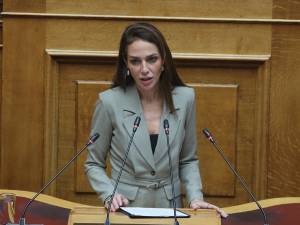 Δ. Μιχαηλίδου: Διακόσια πενήντα ευρώ σε ΑμεΑ και ανασφάλιστους υπερήλικες