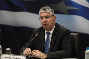 Γ. Τσακίρης (ΕΤΕπ): Βελτιωμένοι όροι χρηματοδότησης για τις ελληνικές μεσαίες επιχειρήσεις