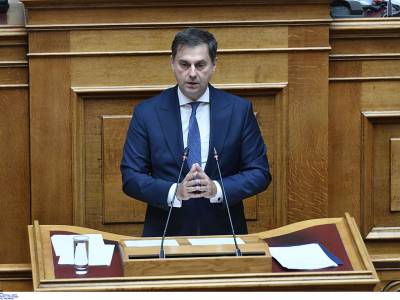 Θεοχάρης: Λουκέτα και δημόσια έκθεση για τους λαθρεμπόρους αλκοολούχων ποτών