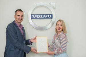 Volvo Cars: Επιβράβευση της Ευτυχίας Τζιάλα της Volvo Maxx Motors