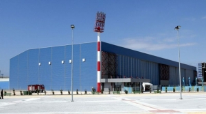 Ποια mega εμβολιαστικά κέντρα κλείνουν - 165 ιδιώτες γιατροί έχουν αρχίσει εμβολιασμούς