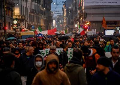 Ιταλία: Νέες έφοδοι της αστυνομίας σε σπίτια αντιεμβολιαστών
