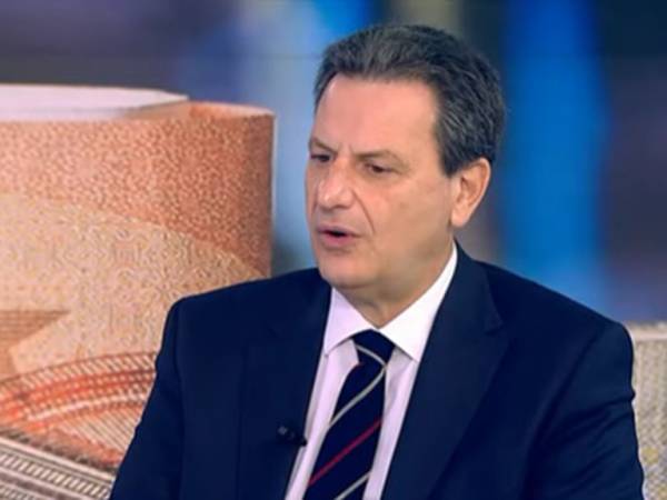 Θ. Σκυλακάκης: «Πρώτα θα δούμε τις τιμές στα ρεζερβουάρ να πέφτουν και μετά στα ράφια»