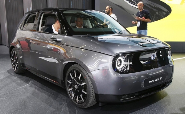 Το Honda e βραβεύεται ως World Urban Car of the Year 2021