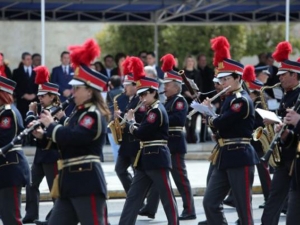 Πρόσκληση σε Πούτιν, Μακρόν, πρίγκηπα Κάρολο να παραστούν στην παρέλαση της 25ης Μαρτίου - «Όχι» από Πούτιν