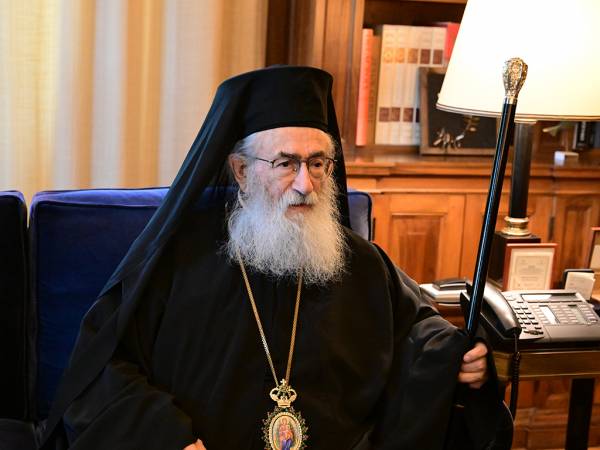 Στις 12/9 η παραίτηση του Αρχιεπισκόπου Δαμιανού από την Ηγουμενία της Μονής Σινά