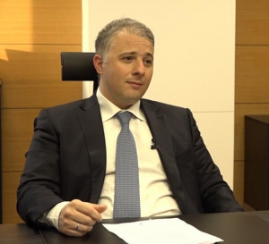 B. Καραμούζης: Το ελληνικό τραπεζικό σύστημα βρίσκεται πλέον στο τελευταίο στάδιο εξυγίανσης