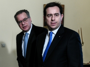 Στο Βερολίνο Μηταράκης - Κουμουτσάκος για το Μεταναστευτικό