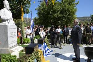 Τον Πρωθυπουργό εκπροσώπησε στη Σάμο ο Χρ. Στυλιανίδης, στις εκδηλώσεις για τον εορτασμό της Επετείου των 200 ετών από τη Ναυμαχία της Μυκάλης 1824
