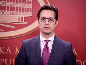 Στην Αθήνα ο πρόεδρος της Β. Μακεδονίας Πενταρόφσκι μετά από πρόσκληση της Κ. Σακελλαροπούλου