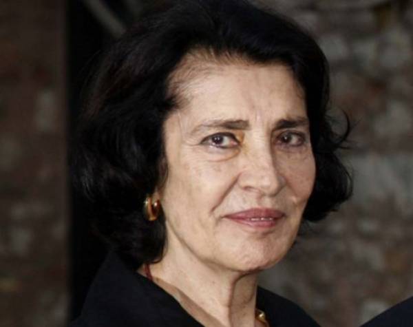 Έφυγε από τη ζωή η εμβληματική ηθοποιός Ειρήνη Παπά