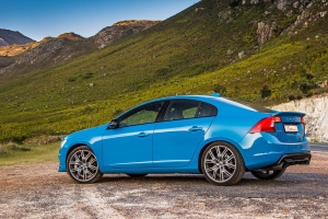 Volvo: Σχεδόν διπλασιασμός των πωλήσεων τον φετινό Απρίλιο