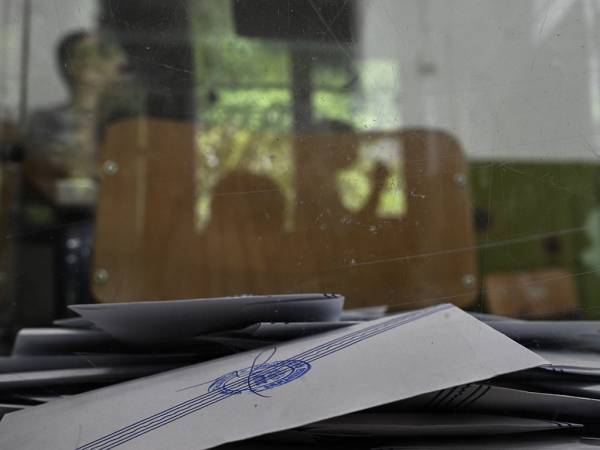 Δημοσκόπηση Opinion Poll: Στο 30,7% ανεβαίνει η ΝΔ - Παραμένει δεύτερη η Πλεύση Ελευθερίας