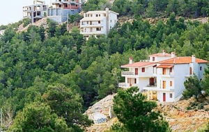 Παράταση ενός έτους στις προθεσμίες για τα αυθαίρετα