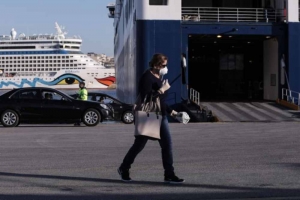 Το νέο καθεστώς μετακινήσεων με πλοία προς τα νησιά από την Δευτέρα, 5 Ιουλίου - Διαδικασία επιβίβασης στα πλοία