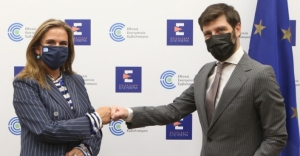 Υπογραφή Μνημονίου Συνεργασίας για την Πολιτιστική Συνταγογράφηση μεταξύ ΥΠΠΟΑ και Υπ. Υγείας