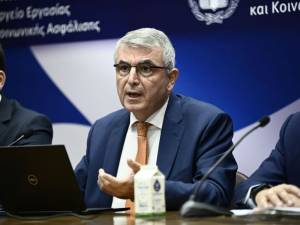 Τσακλόγλου: Τα επιδόματα για νέα εργαζόμενη μητέρα του ιδιωτικού τομέα μπορεί να ξεπεράσουν τα 11.000 ευρώ