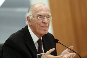 Πέθανε ο Βασίλης Λεβέντης σε ηλικία 75 ετών