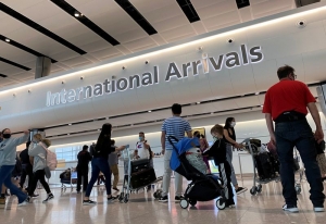 Heathrow: Τεράστια μείωση 83% των επιβατών τον Μάρτιο