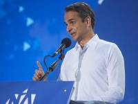 Στην Τήνο ανήμερα της Παναγίας ο πρωθυπουργός