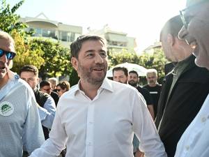 Επανεκλογή Ανδρουλάκη στην ηγεσία του ΠΑΣΟΚ