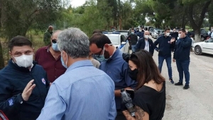 150 κρούσματα κορωνοϊού στη δομή μεταναστών στο Κρανίδι - Στο σημείο ο Χαρδαλιάς