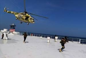 Ερυθρά Θάλασσα: Οι Χούθι εκτινάσσουν τo κόστος μεταφοράς εμπορευματοκιβωτίων κατά 173%