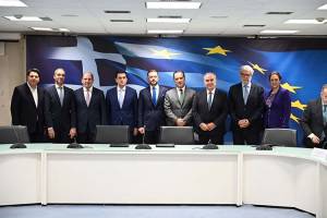 Υπεγράφη το deal 1 δισ. ευρώ μεταξύ Attica Group και Onex
