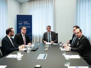 Μητσοτάκης: Μπαίνει επιτέλους μια τάξη στη διαδικασία υποβολής των φορολογικών δηλώσεων - Έκπτωση 4% για δήλωση έως τις 30/4