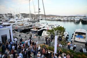 Εγκαίνια για την Astir Marina Βουλιαγμένης