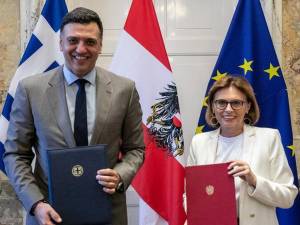 Κικίλιας από Βιέννη: Οι Αυστριακοί ανταποκρίνονται στο κάλεσμα να περάσουν το χειμώνα τους στην Ελλάδα