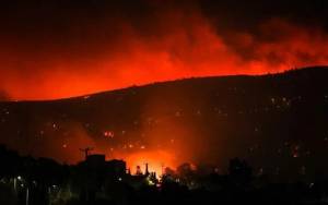 Επείγουσα εισαγγελική έρευνα για τη φωτιά της Πεντέλης