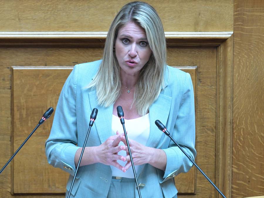 Άννα Ευθυμίου: Στα τέλη Νοεμβρίου το επίδομα των 400 ευρώ σε 2,2 εκατ. δικαιούχους