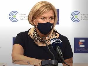 Οι εμβολιασμένοι δεν χρειάζονται PCR μετά από θετικό rapid test
