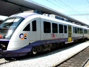 Μισό εισιτήριο για τους αναπληρωτές εκπαιδευτικούς σε τρένα και υπεραστικά λεωφορεία