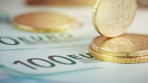 Πακέτο μέτρων 5,5 δισ. ευρώ για τους εργαζόμενους και τις επιχειρήσεις