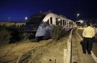 Εκτροχιάστηκε συρμός του Προαστιακού στου Ρέντη με 75 επιβάτες