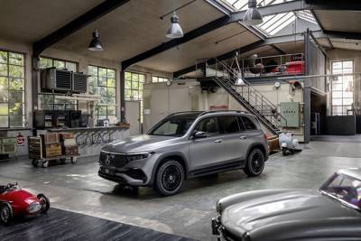 Mercedes-Benz: Νέα εμφάνιση και ακόμα περισσότερη νοημοσύνη για τις ανανεωμένες EQA &amp; EQB