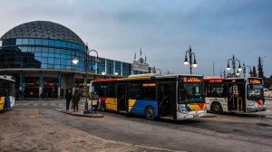 Αυξάνονται τα δρομολόγια λεωφορείων προς τις κοντινές παραλίες της Θεσσαλονίκης