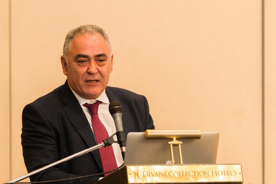ΕΕΑ: Άδικο να κλείνουν τα εστιατόρια τα μεσάνυχτα - Η κυβέρνηση να ξαναδεί το ωράριο λειτουργίας τους
