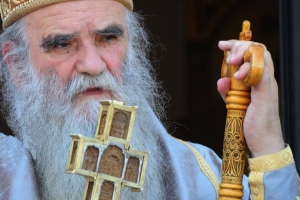 Εκοιμήθη από επιπλοκές του κορωνοϊού ο Μητροπολίτης Μαυροβουνίου Αμφιλόχιος