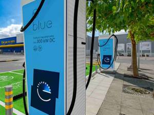 ΔΕΗ blue: Οι επιλογές φόρτισης ηλεκτρικών οχημάτων