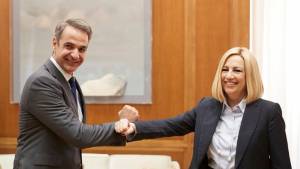 Ο Κ. Μητσοτάκης επιστρέφει νωρίτερα στην Αθήνα από τη Σ. Αραβία για την Φ. Γεννηματά - Ακυρώνει την περιοδεία στα Δωδεκάνησα