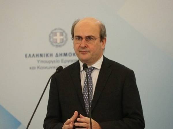 Κ. Χατζηδάκης: Αύξηση 7,75% για τους συνταξιούχους - Ένας στους δύο θα πάρει τουλάχιστον μια επιπλέον σύνταξη