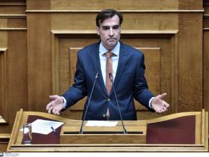 Πλεύση Ελευθερίας: Δεν παραδίδει την έδρα του ο Μιχάλης Χουρδάκης